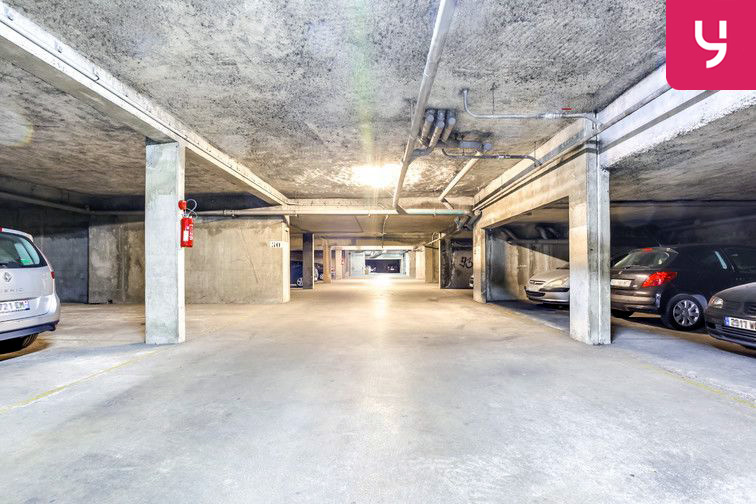 location parking Centre-Ville - Nîmes