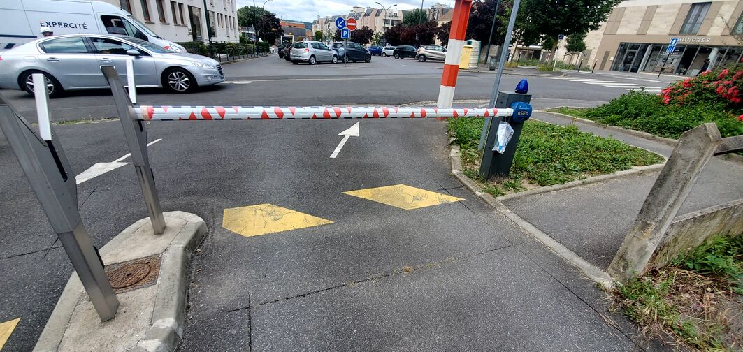 Foto 2 di Yespark