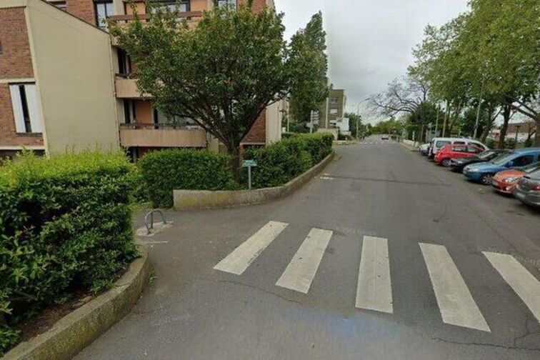 Location parking Square gutenberg ÉvryCourcouronnes, square Gutenberg