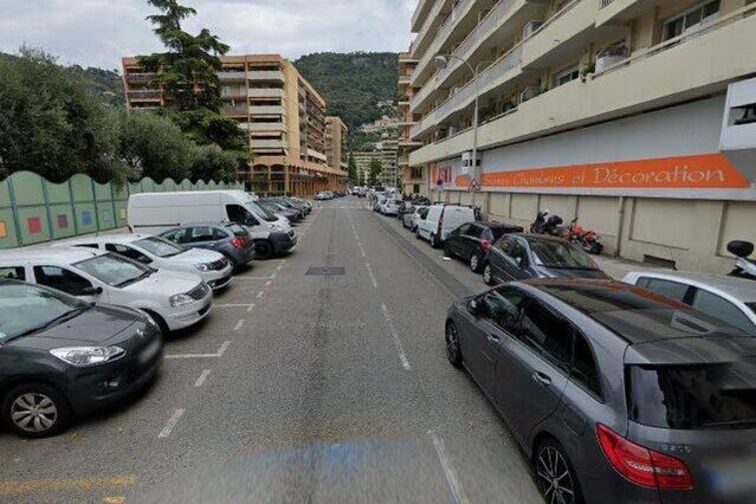 Location parking 13 Rue Acchiardi de Saint-Léger, Rue Acchiardi de