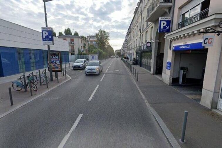 Location parking Indigo avenue Emile Cossonneau NoisyleGrand, avenue Emile Cossonneau