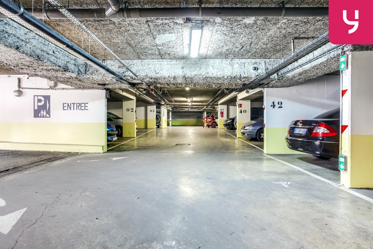 location parking Charles Le Chauve - Roissy-en-Brie