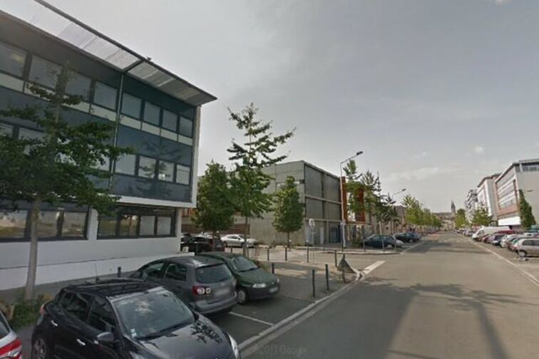 location parking René Rouchy -Angers