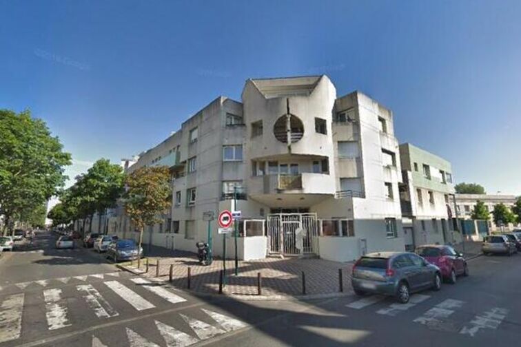 Location parking / garage Paul Vaillant Couturier Gennevilliers, rue Traversière Location parking / garage Paul Vaillant Couturier Gennevilliers, rue Traversière