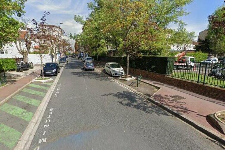 Location parking Annexe de la Médiathèque rue Sartoris 92250 la Garenne Colombes La Garenne