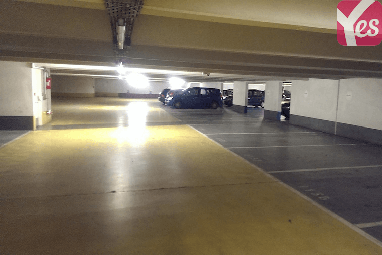 location parking Reconnaissance - Balzac - Villeurbanne