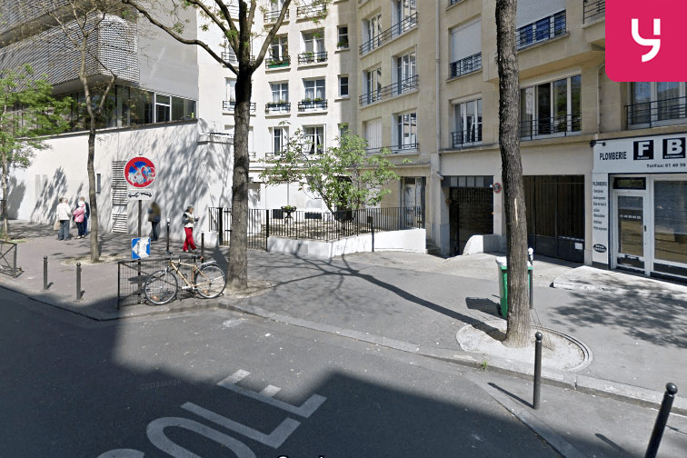 location parking Charles Michels