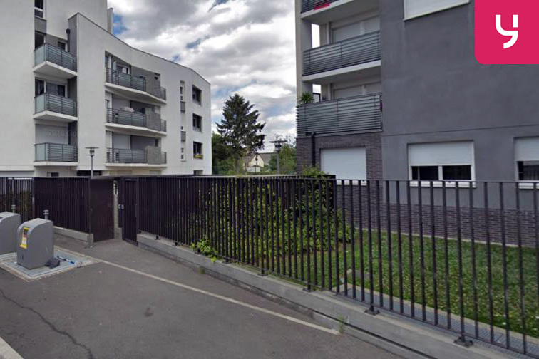 359 Avenue Paul Vaillant Couturier 93000 Bobigny