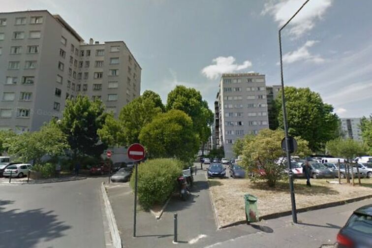 Location parking Métro Basilique de SaintDenis rue Bonnevide Saint