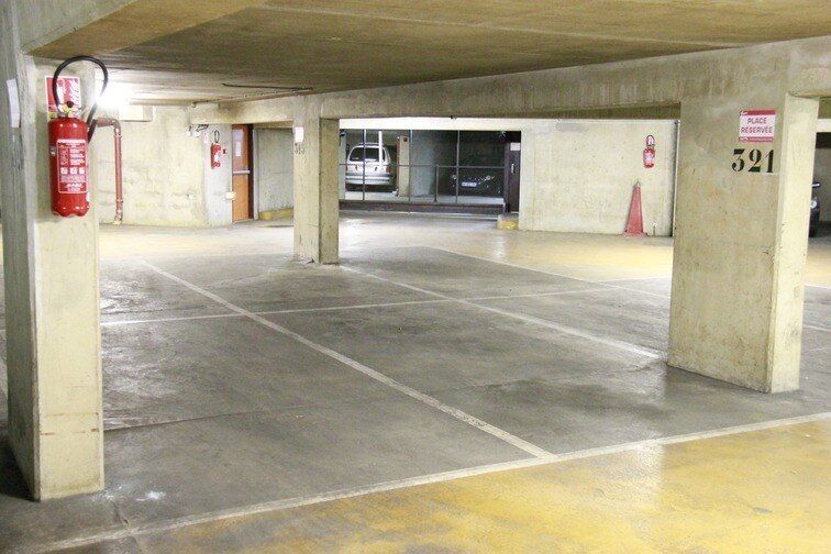 65 Rue De La Grange Aux Belles 75010 Paris Location parking / garage Colonel Fabien, rue de la Grange-aux-Belles