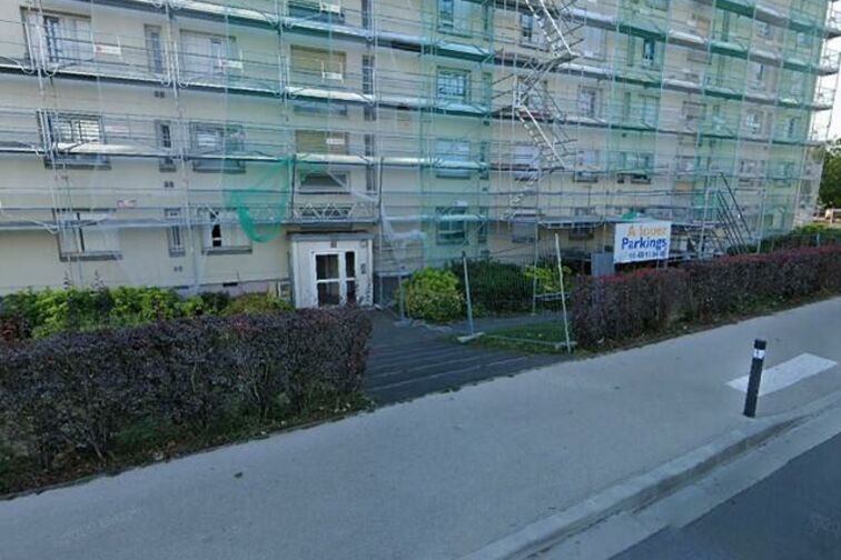 Location parking / garage [id=6202] 16 RUE DE VALENTON - Maisons-Alfort