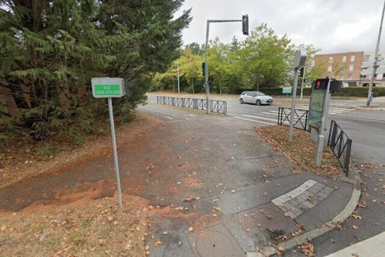 Location parking Collège Saint François d'Assise Montignyle