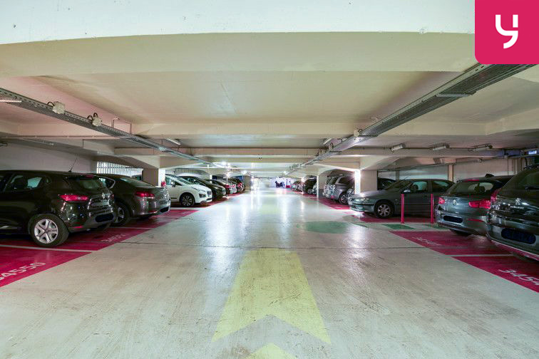 location parking Martigues - Lavera