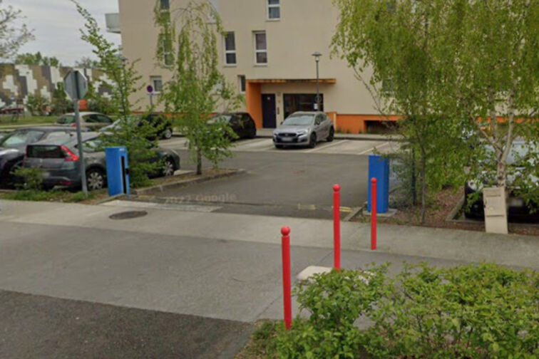 Location parking Médiathèque Les Étoiles - rue Colette Besson